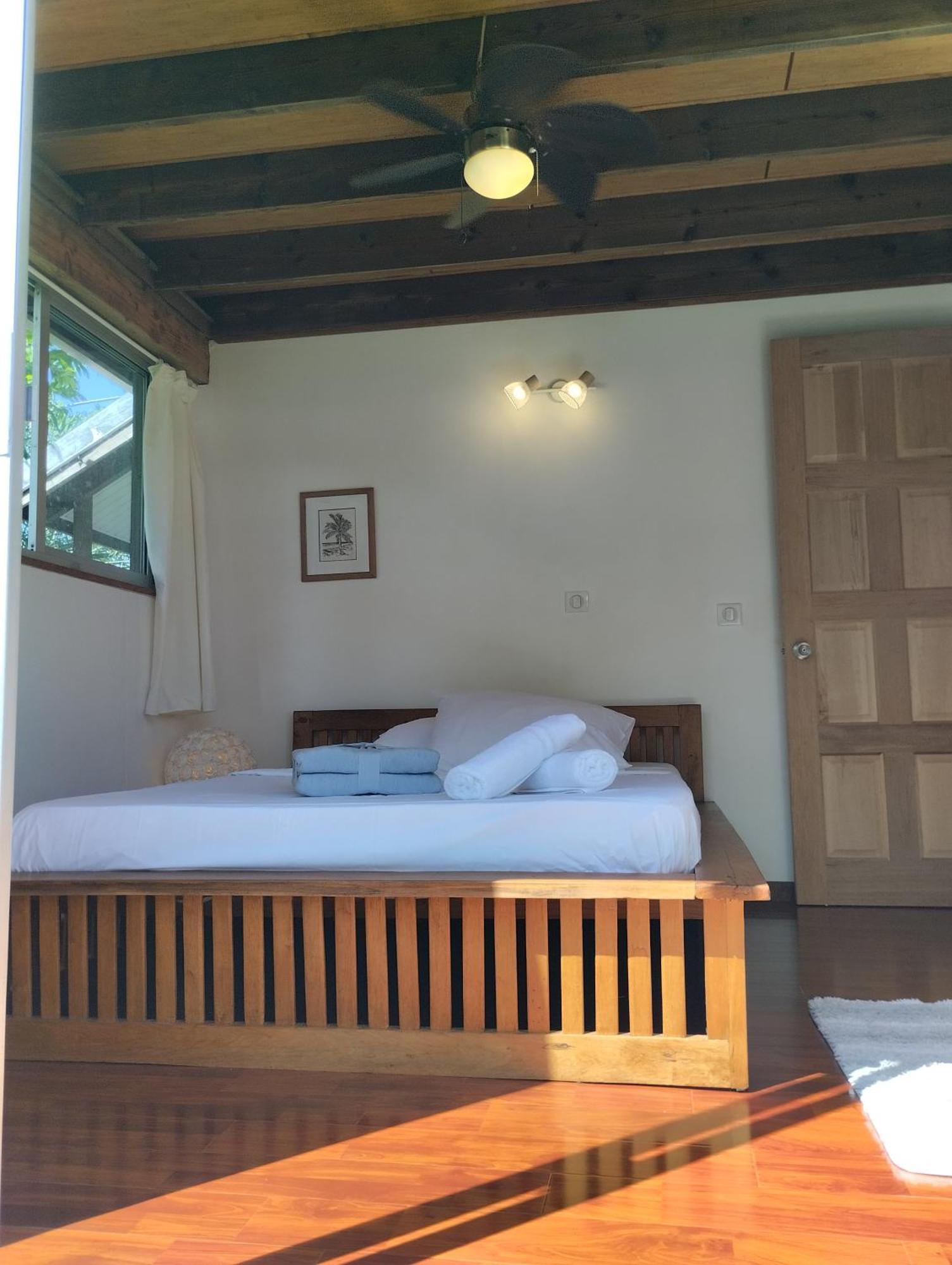 Tema'E Beach House Temae Екстер'єр фото
